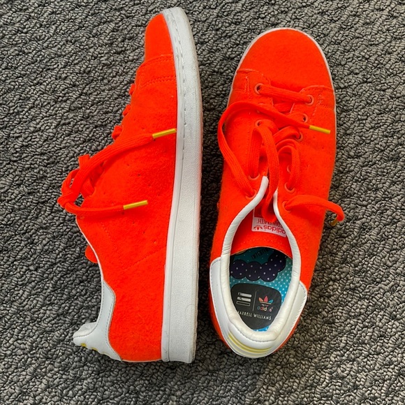 Pharell x Stan Smith Neon Orange Shoes. - Picture 1 of 4
